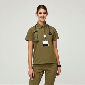 martini olive nala scrub top SOLD OUT online